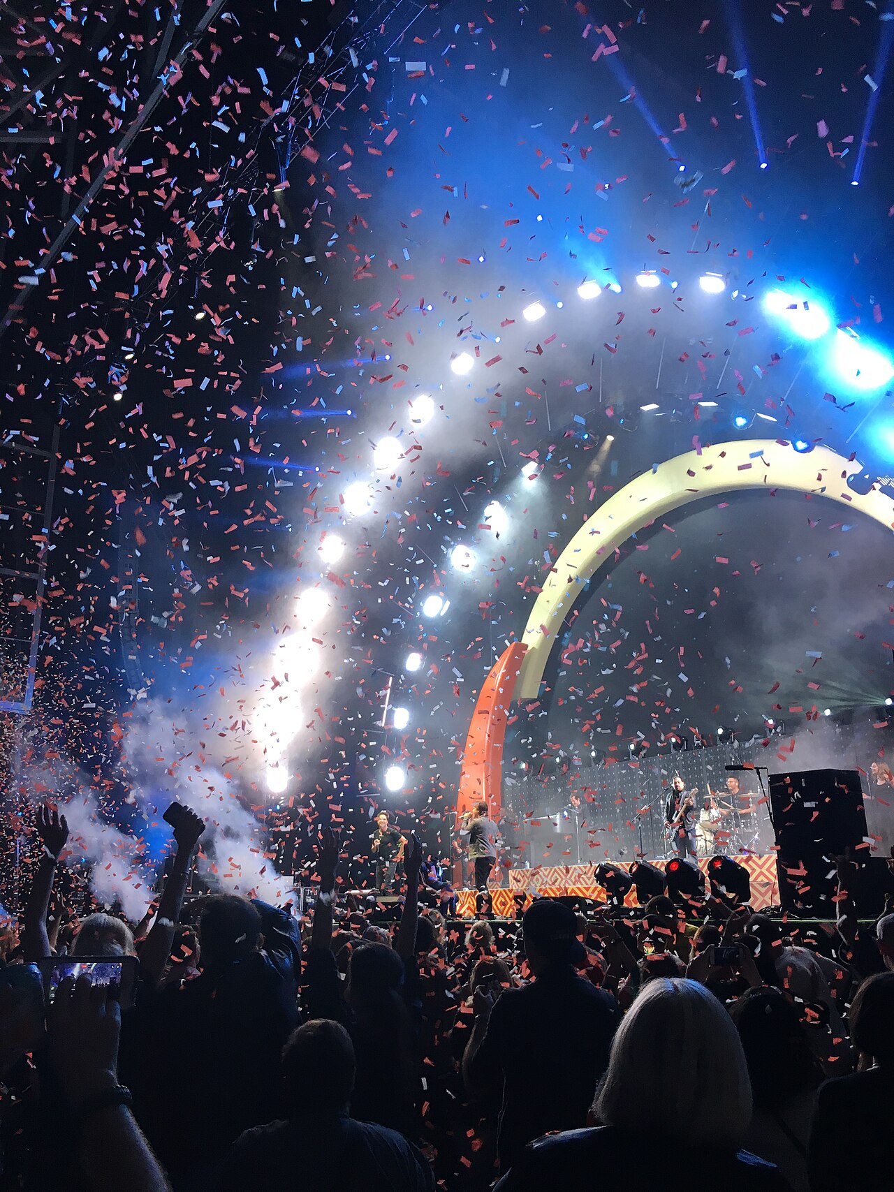 confetti blower