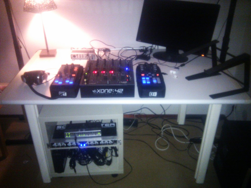 dj pioneer vm 80